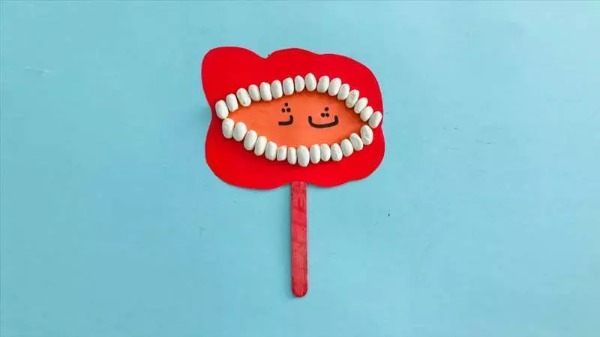 نقاشی با حرف ث