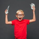 راهنمای پول تو جیبی دادن به کودکان