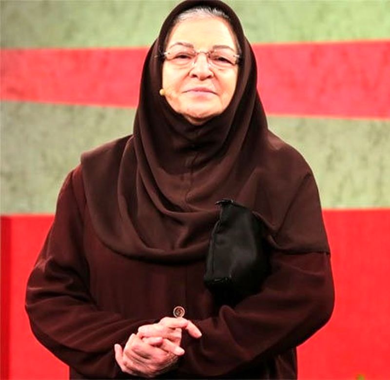 آزیتا لاچینی بیوگرافی