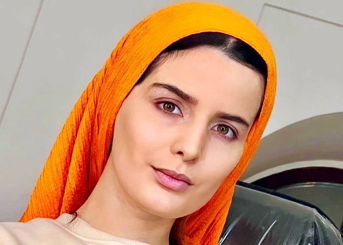 غزاله اکرمی بیوگرافی