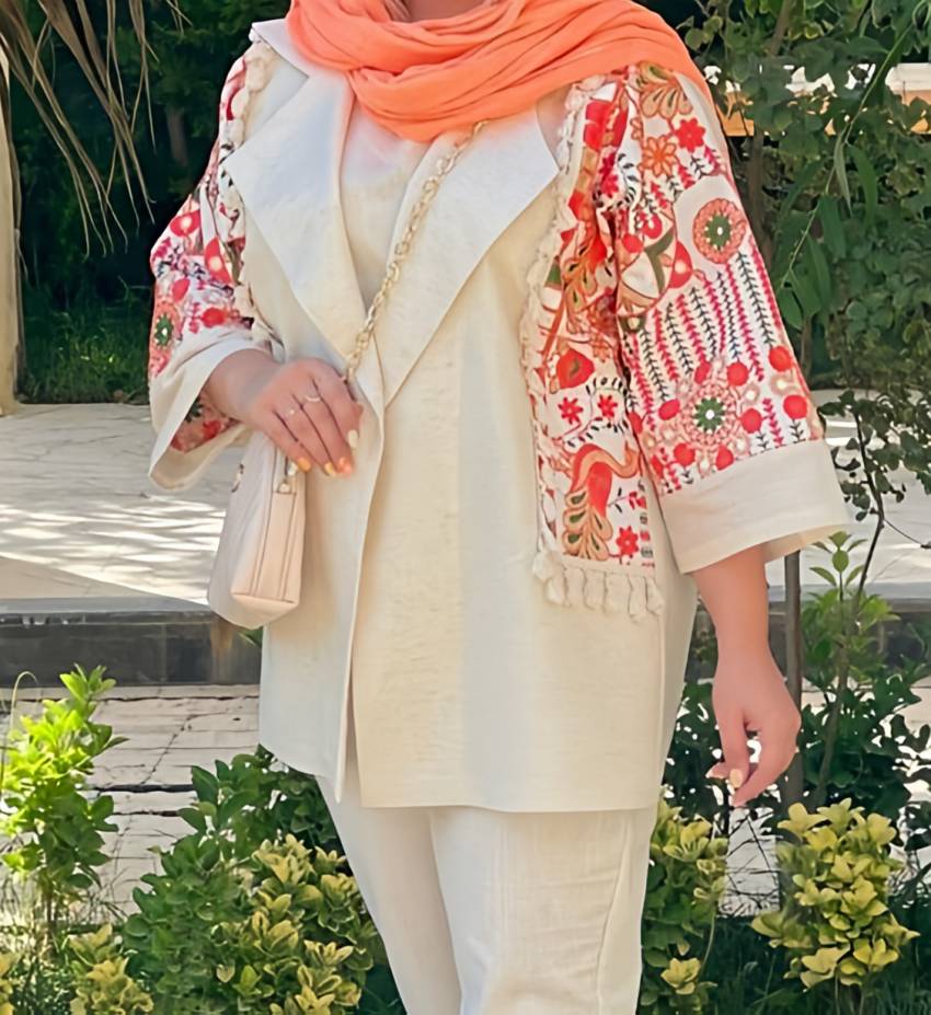 مانتو بهاره کوتاه 
استایل بهاری اسپرت