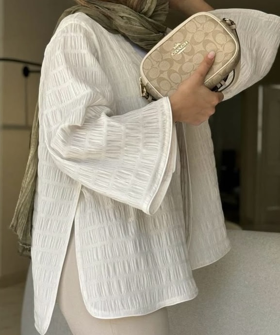 مانتو بهاره کوتاه 
استایل بهاری اسپرت