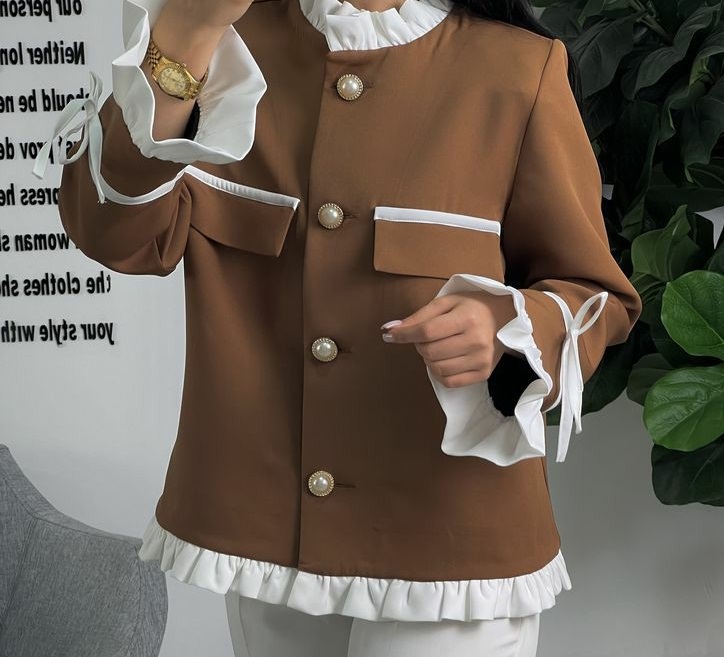 مانتو بهاره کوتاه 
استایل بهاری اسپرت