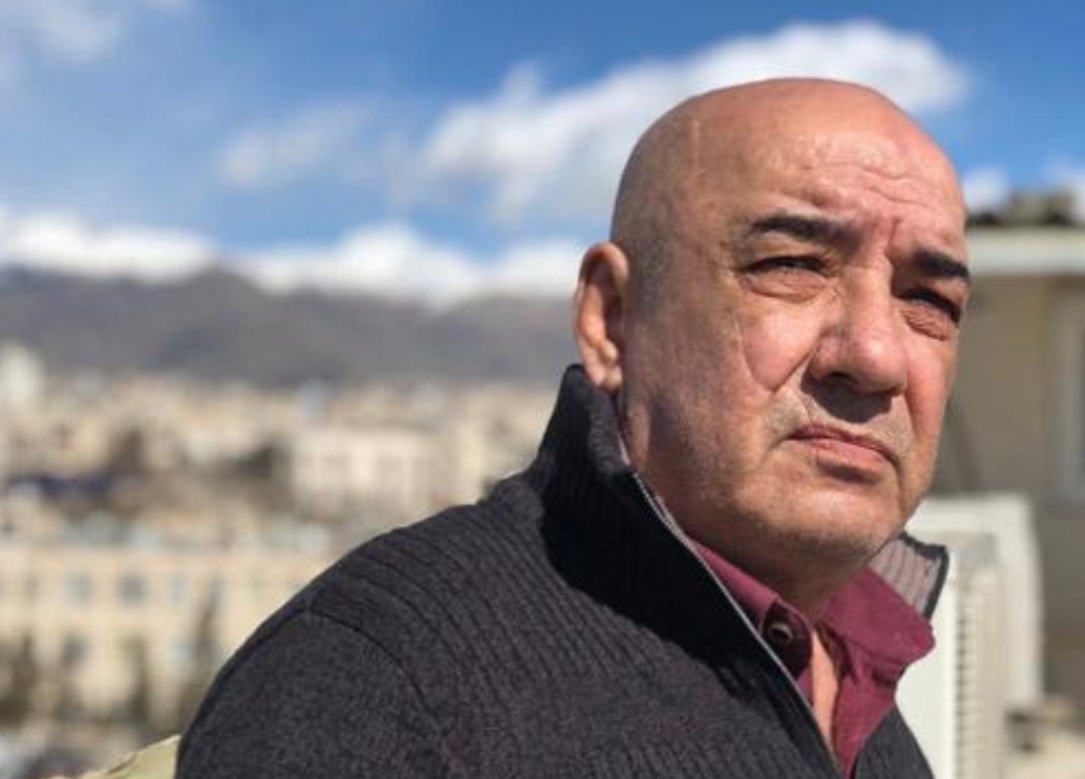 بیوگرافی احسان امانی