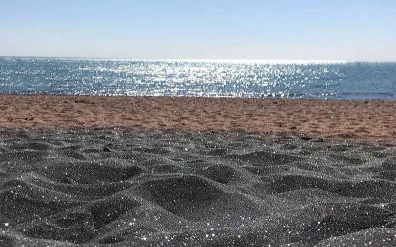 عکسهای جزیره هرمز
عکس جزیره هرمز در روز