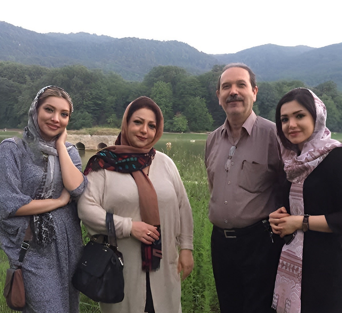 صدف اسپهبدی و خانواده