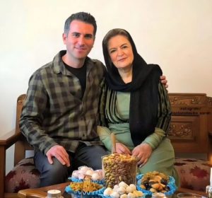 هوتن شکیبا و مادرش