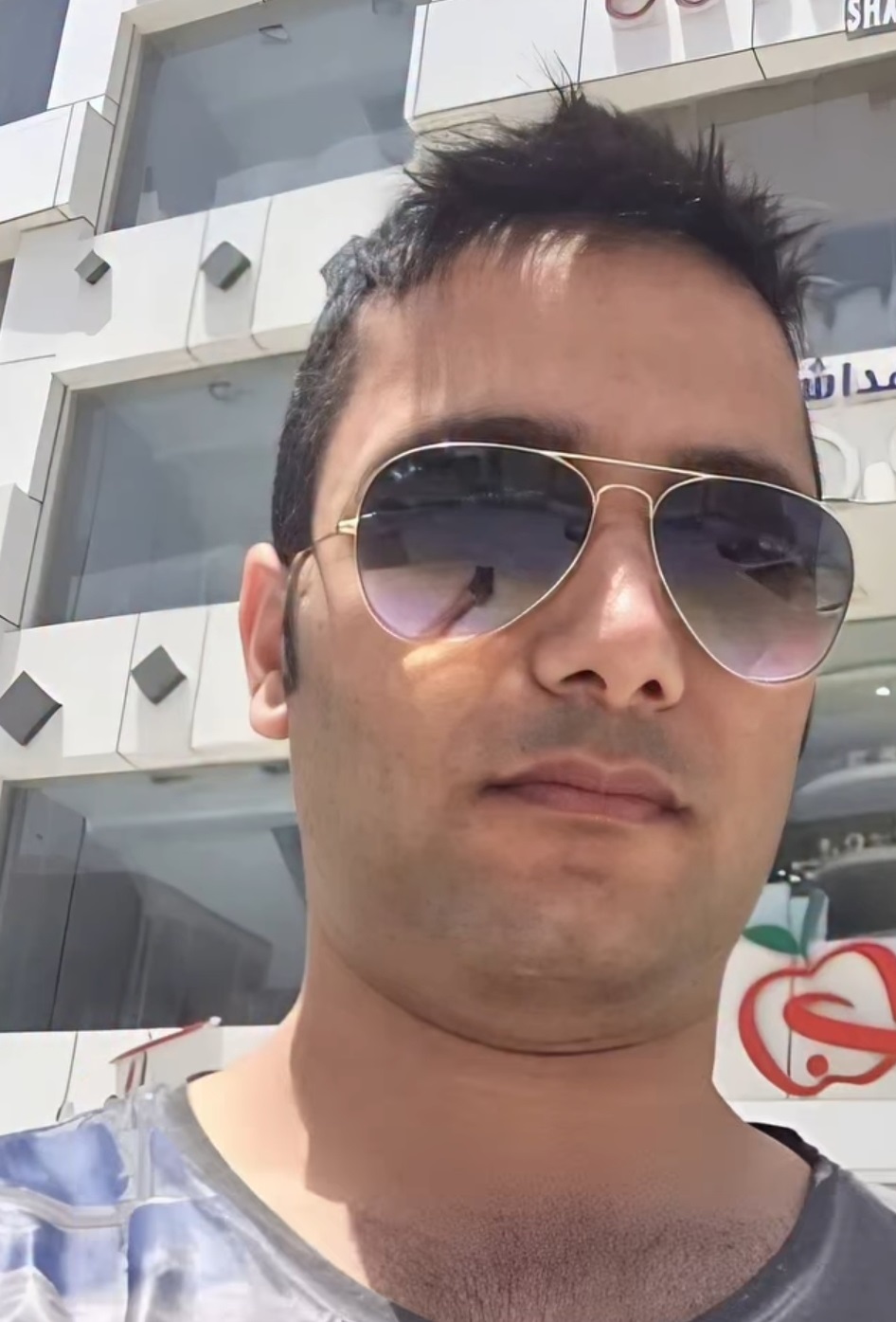 آرمان نوذر زاده بیوگرافی