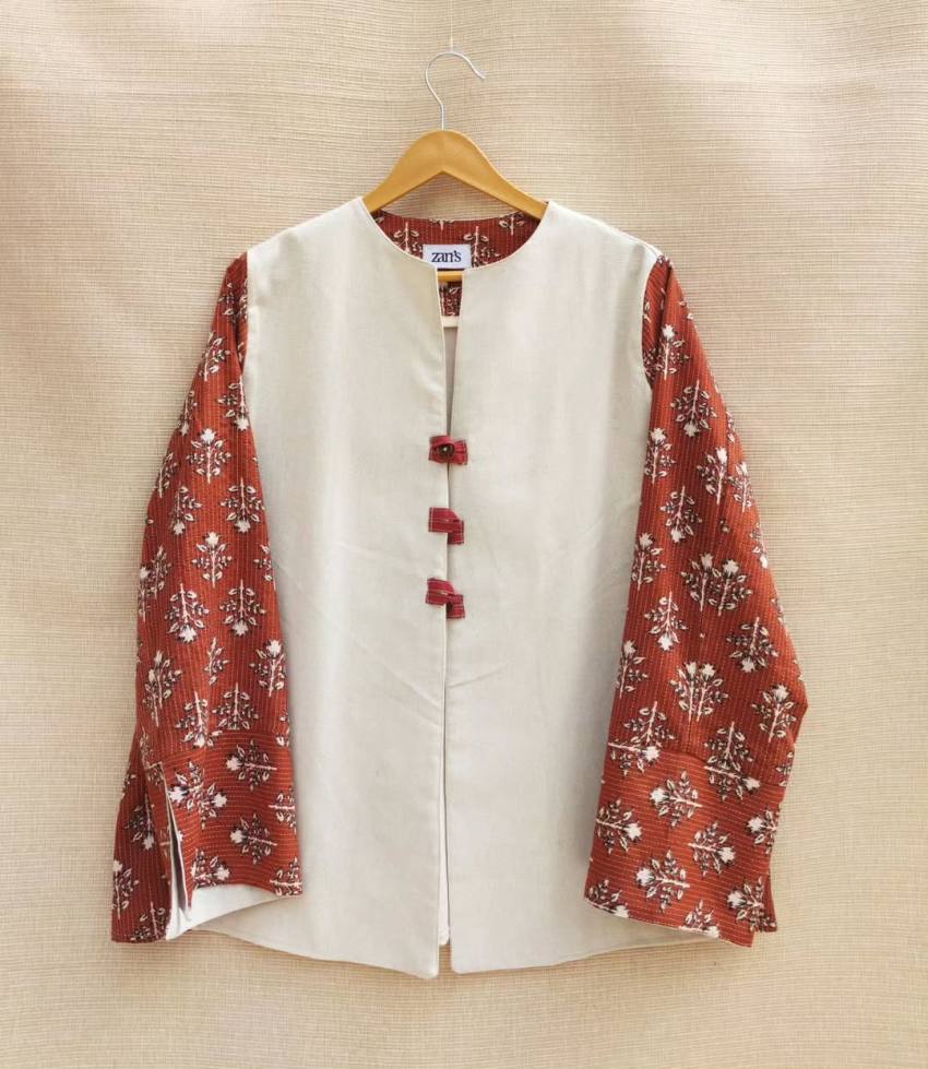 مدل مانتو تابستانی با پارچه نخی
مانتو تابستانه جلو بسته
مانتو تابستانه کوتاه
مانتو تابستانی شیک
مدل مانتو شیک و باکلاس
مدل مانتو تابستانی امسال