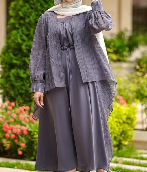 مدل مانتو تابستانی با پارچه نخی
مانتو تابستانه جلو بسته
مانتو تابستانه کوتاه
مانتو تابستانی شیک
مدل مانتو شیک و باکلاس
مدل مانتو تابستانی امسال