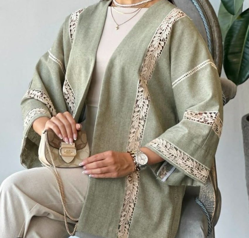 مدل مانتو تابستانی با پارچه نخی
مانتو تابستانه جلو بسته
مانتو تابستانه کوتاه
مانتو تابستانی شیک
مدل مانتو شیک و باکلاس
مدل مانتو تابستانی امسال