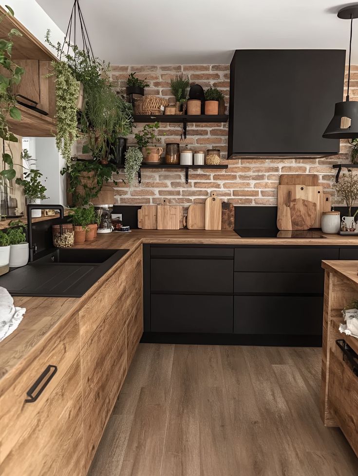 کابینت آشپزخانه مشکی چوبی