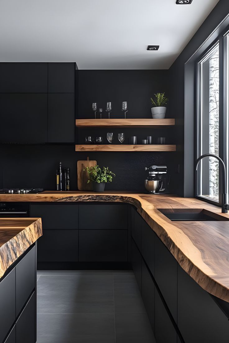 کابینت آشپزخانه مشکی چوبی