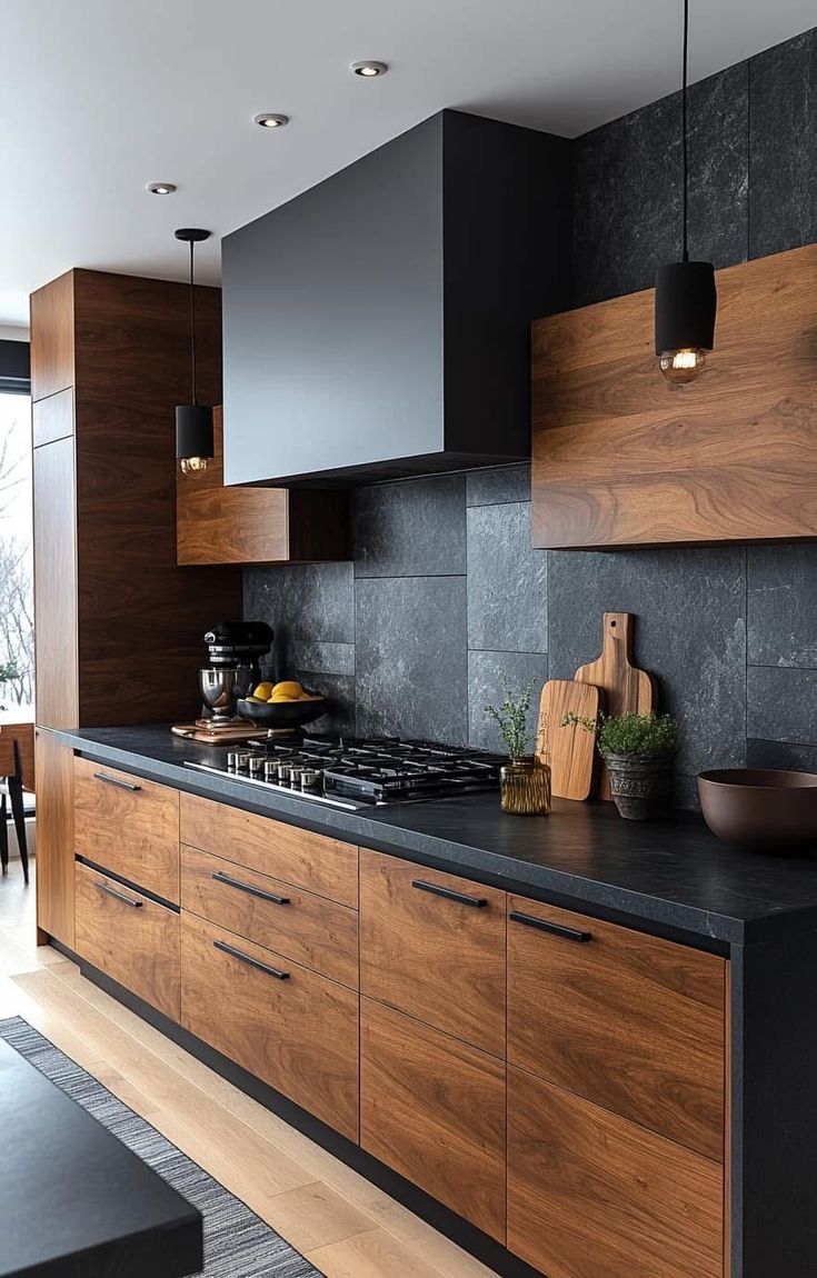 کابینت آشپزخانه مشکی چوبی