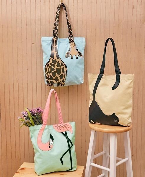 کیف پارچه‌ای رنگی خاص