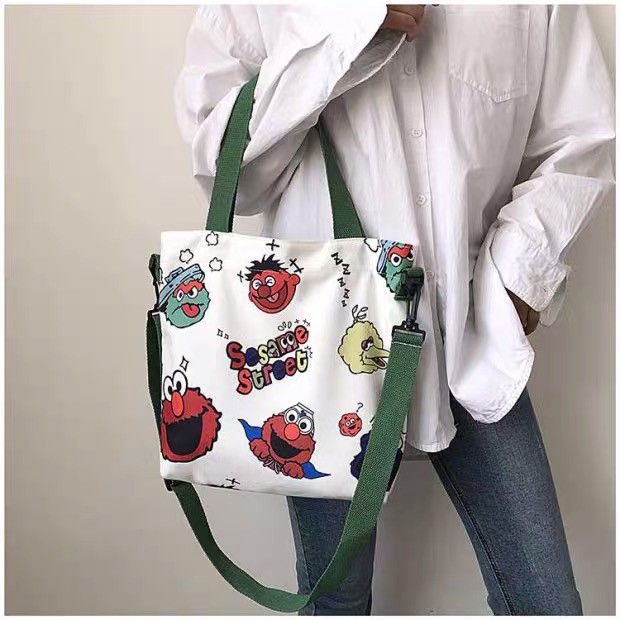 کیف پارچه‌ای رنگی خاص