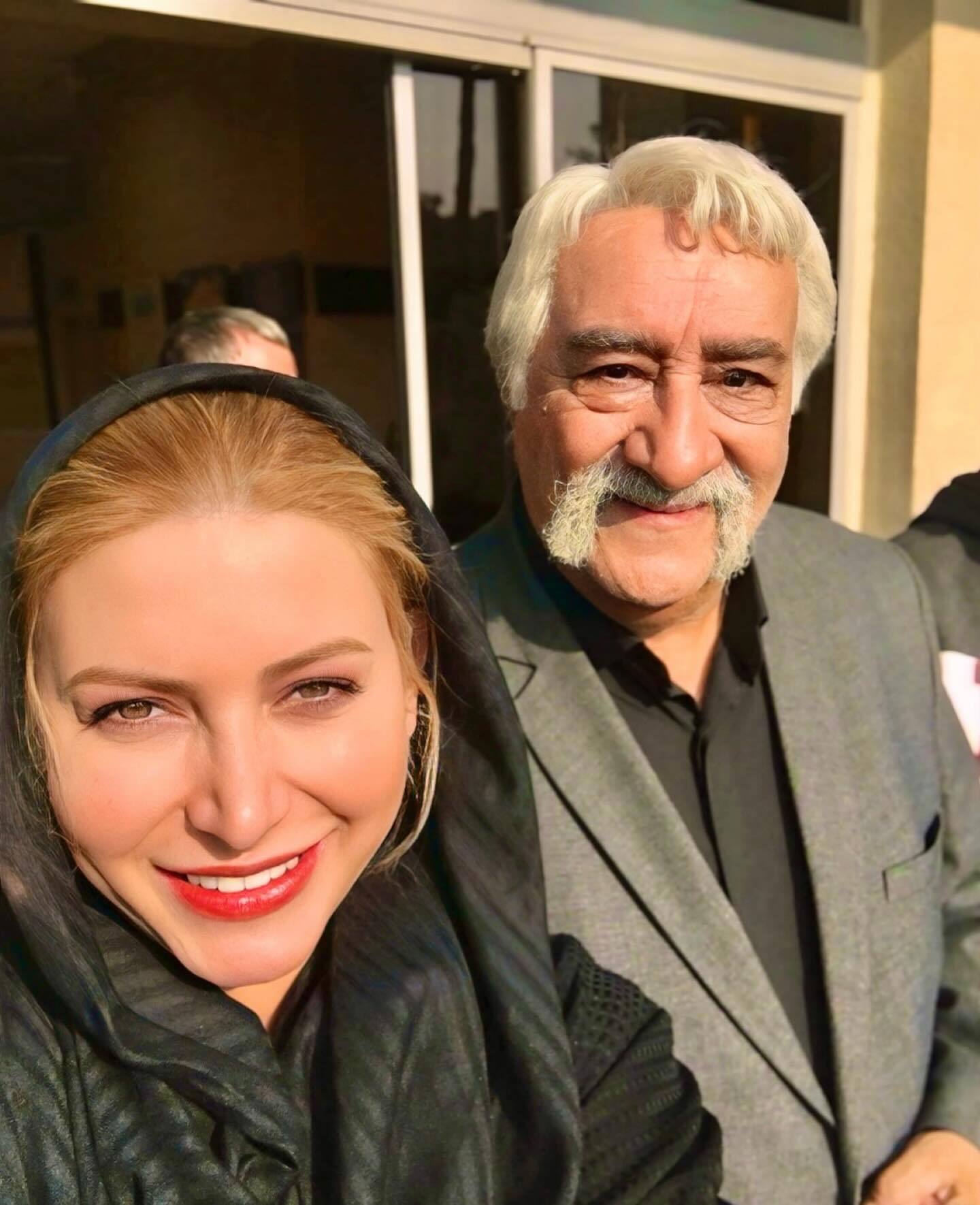 حشمت فردوس و پری سیما در پشت صحنه سریال ستایش