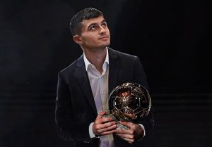 پدری بهترین بازیکن جوان