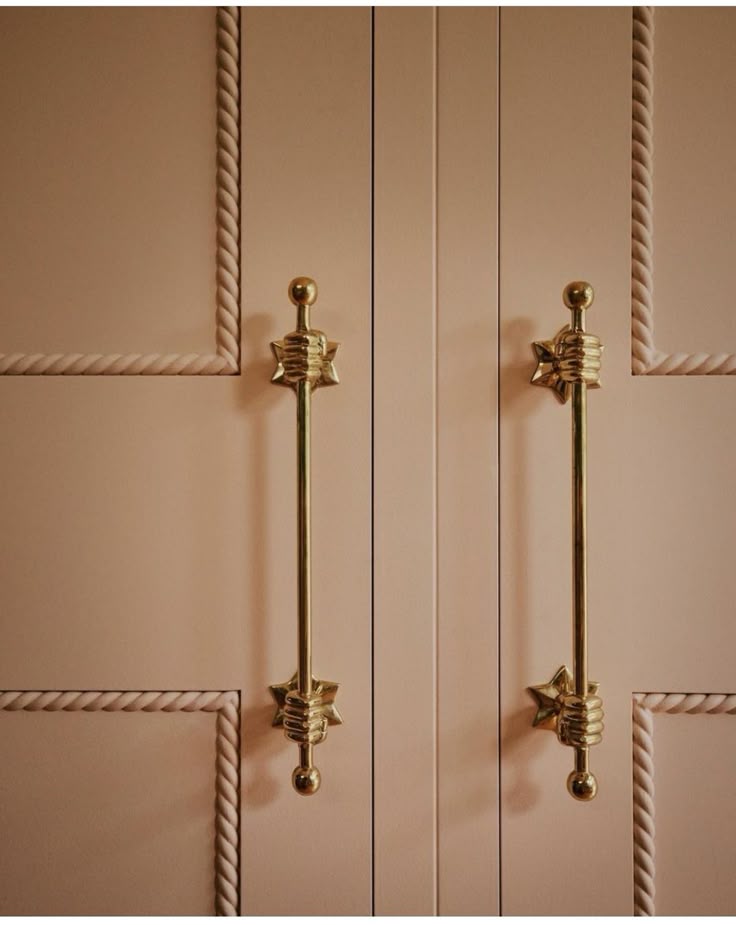دستگیره درب کابینت و کمد اتاق خواب