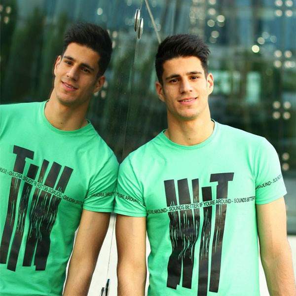 نوجوانی پیام نیازمند