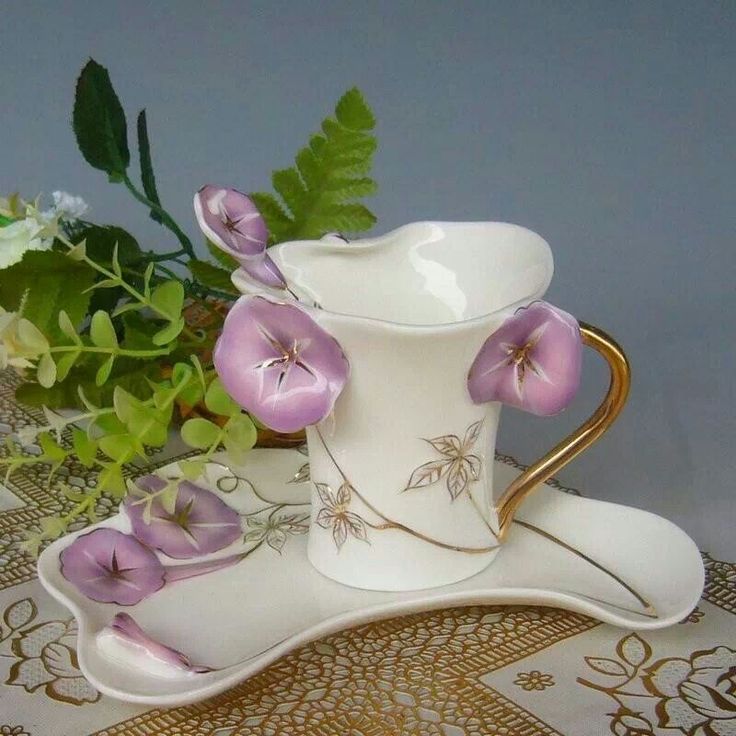 ظروف پذیرایی با طرح های برجسته گل