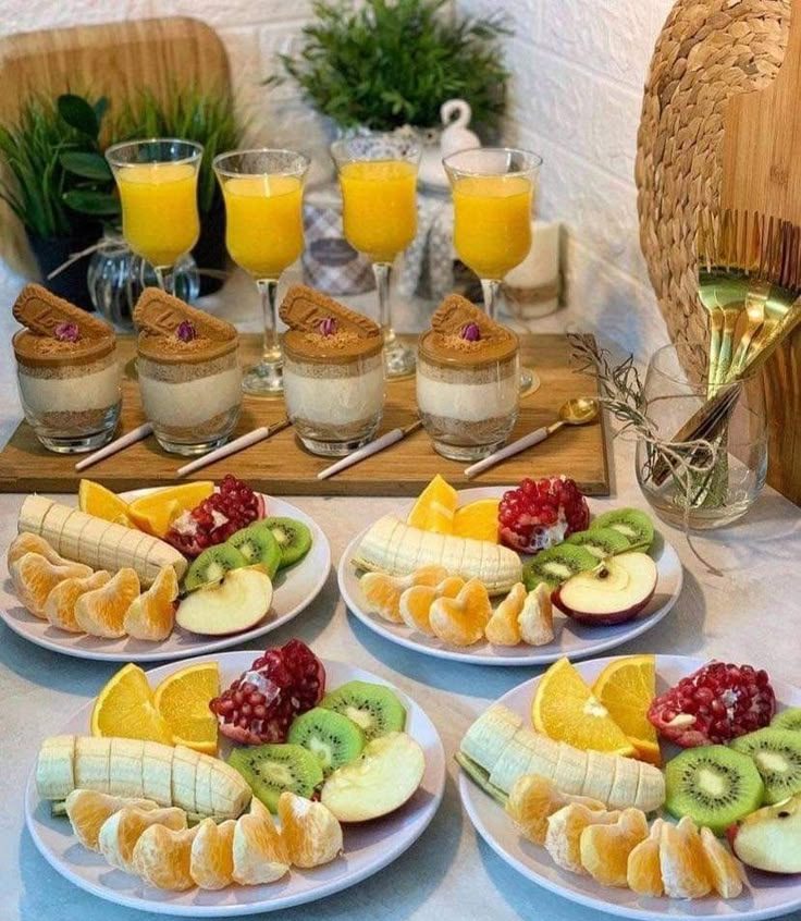 چیدمان میز پذیرایی