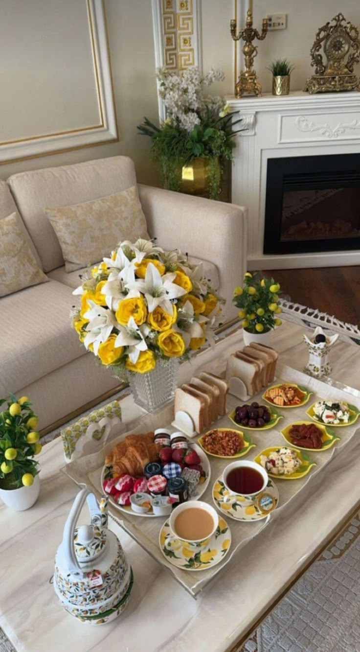 چیدمان میز پذیرایی