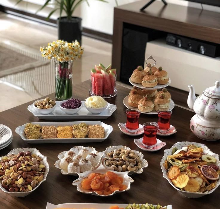 چیدمان میز پذیرایی