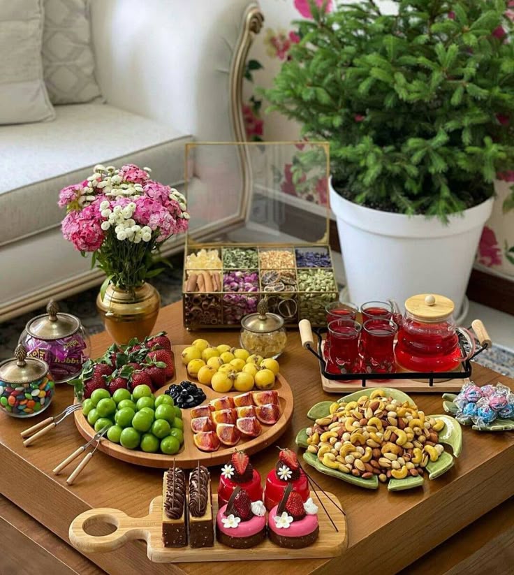 چیدمان میز پذیرایی
