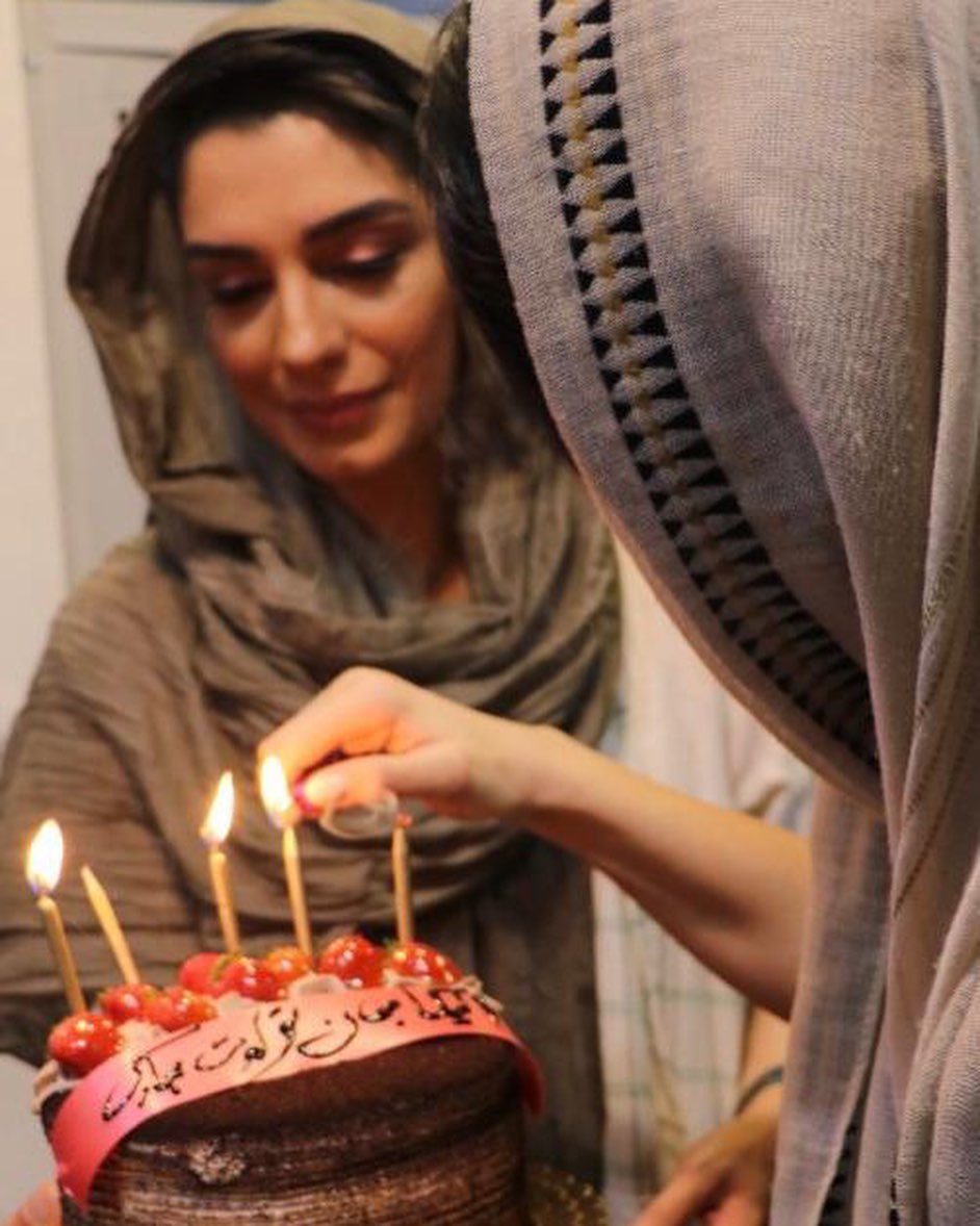 تولد الیکا عبدالرزاقی