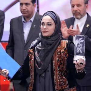 سیمرغ نرگس آبیار