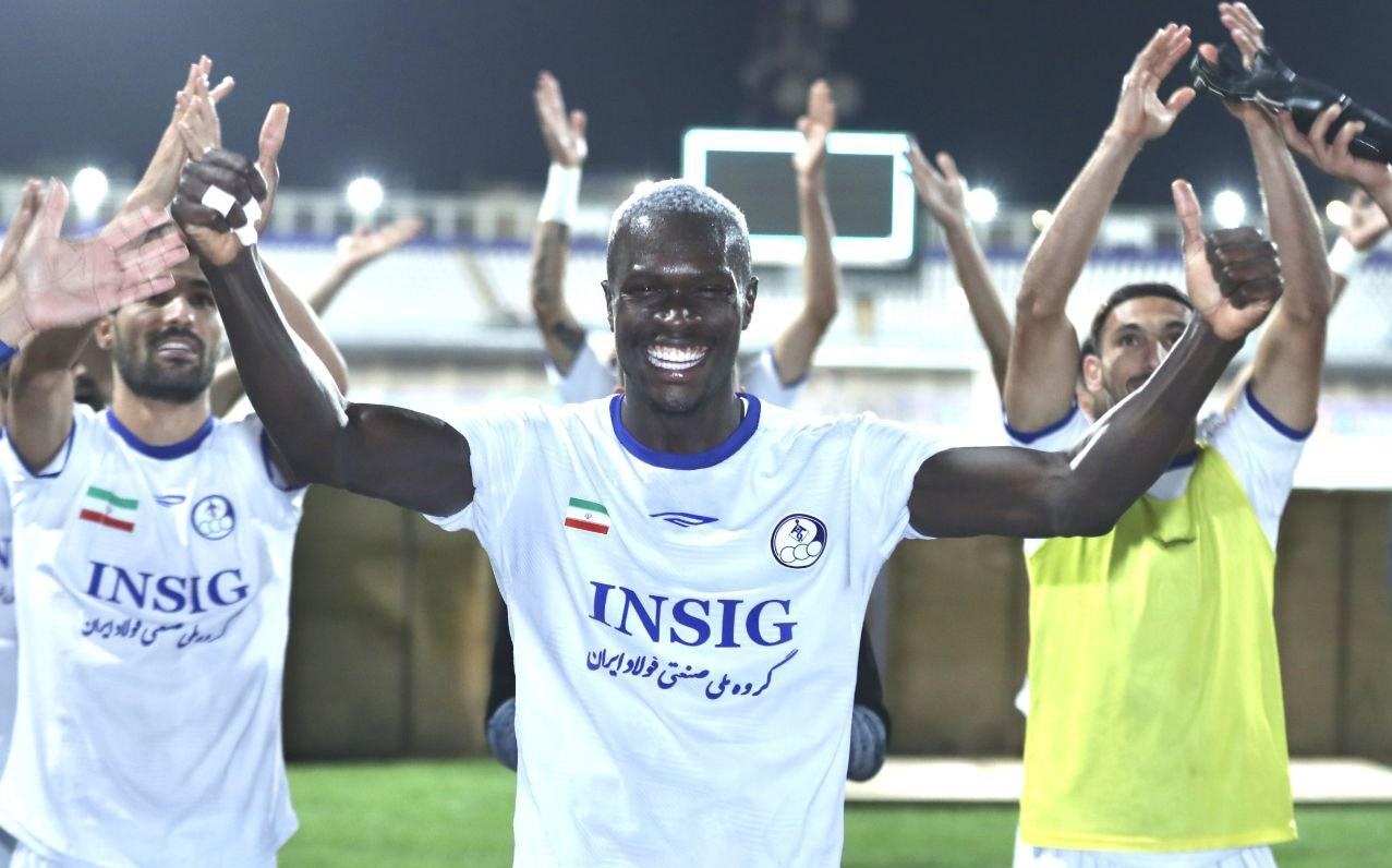 عثمان اندونگ استقلال