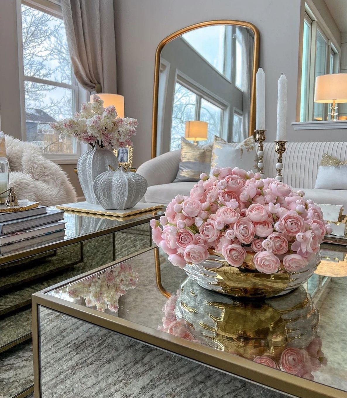 میز جلومبلی
