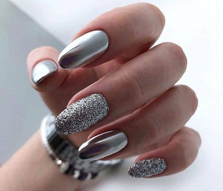 لاک ژل آیس نقره‌ای