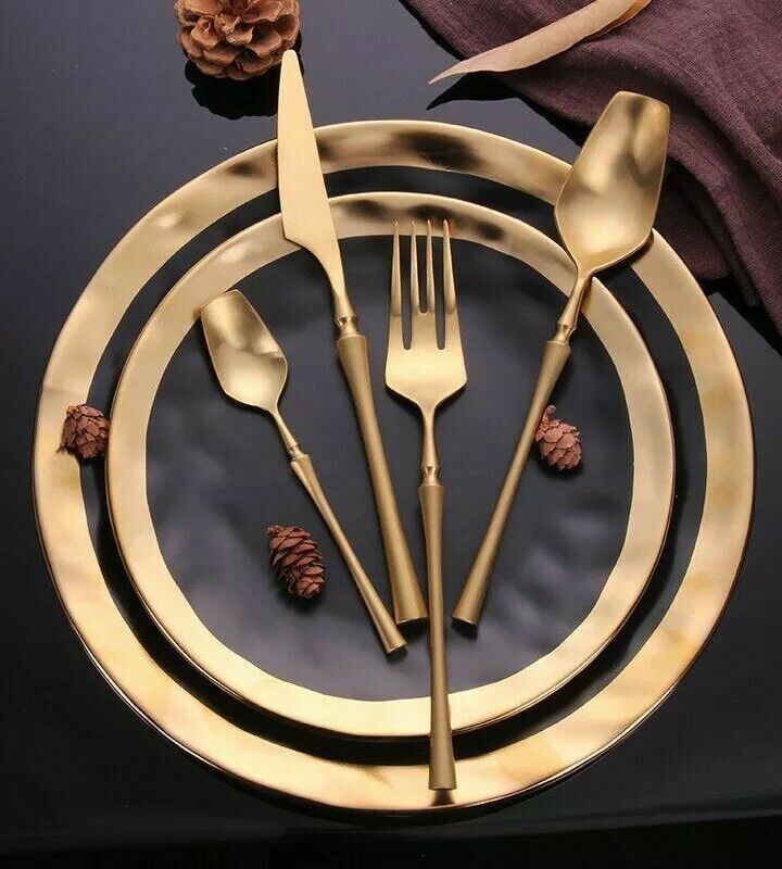 ظروف پذیرایی مشکی طلایی
