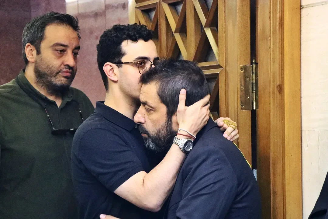بازیگرانی در مراسم ختم پدر عباس جمشیدی فر 