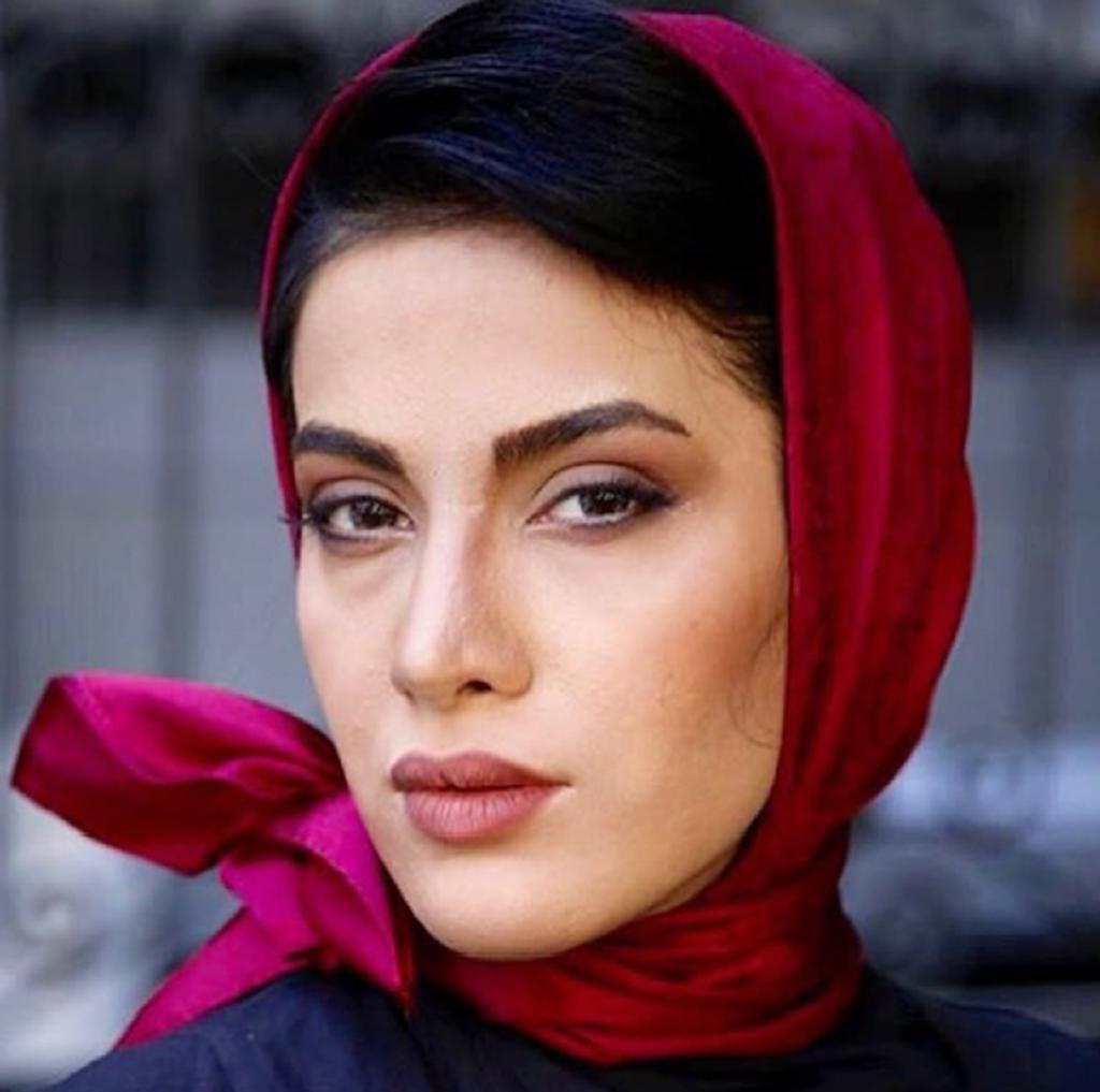 بیوگرافی ریحانه رضی