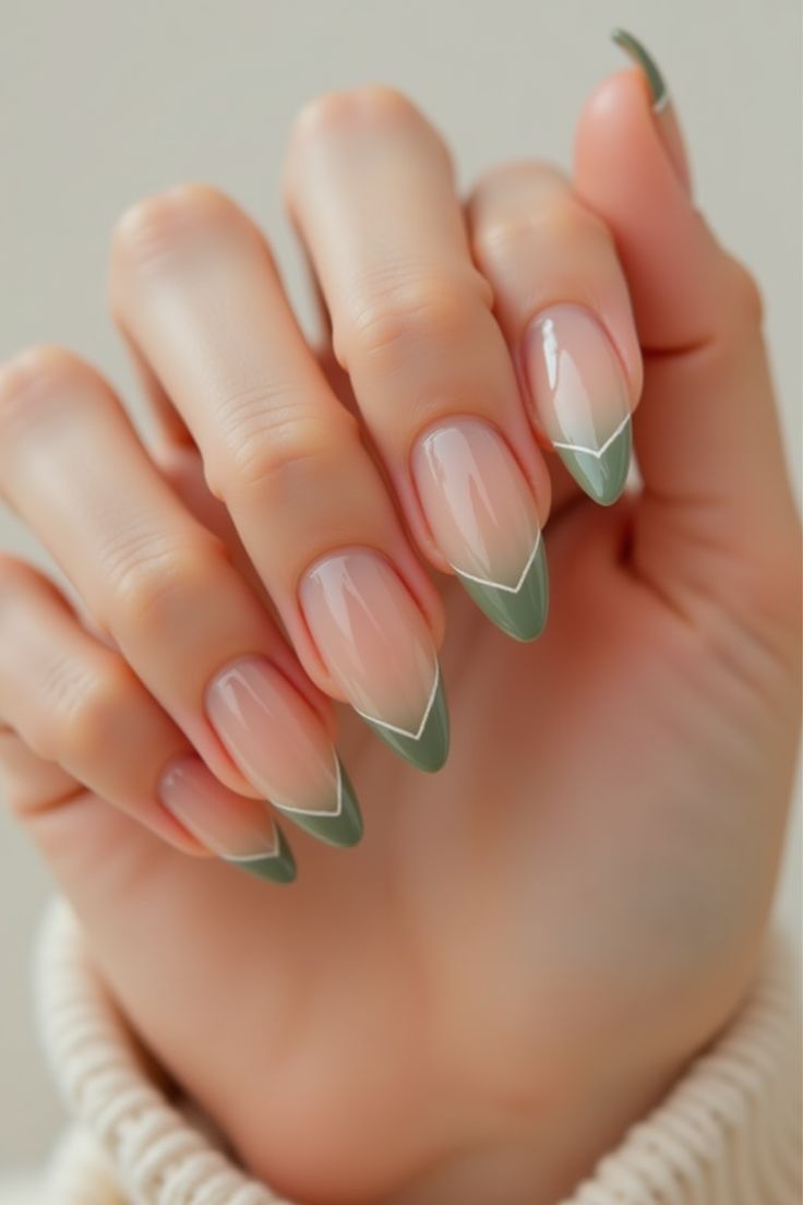 لاک ناخن فرنچ و آمبره