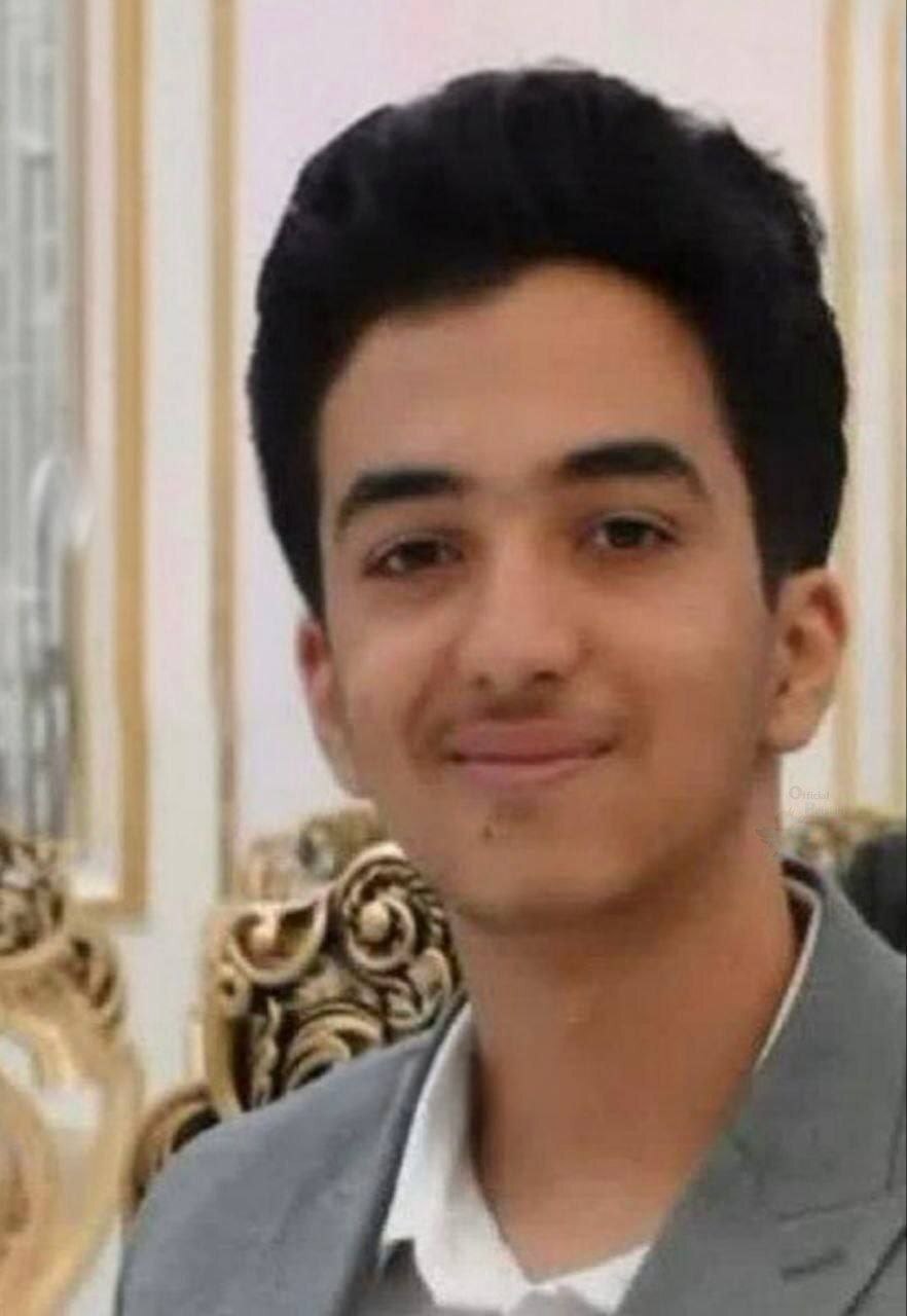 شهید احسان قاسمی
نوجوان شهید 