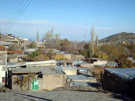 روستای فردو کجاست؟