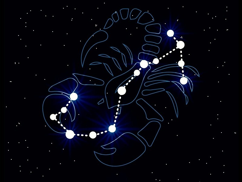 قمر در عقرب