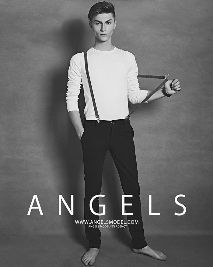 آفیش در مدلنیگ