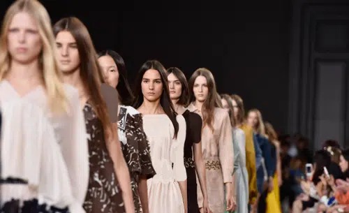 مدلینگ چیست