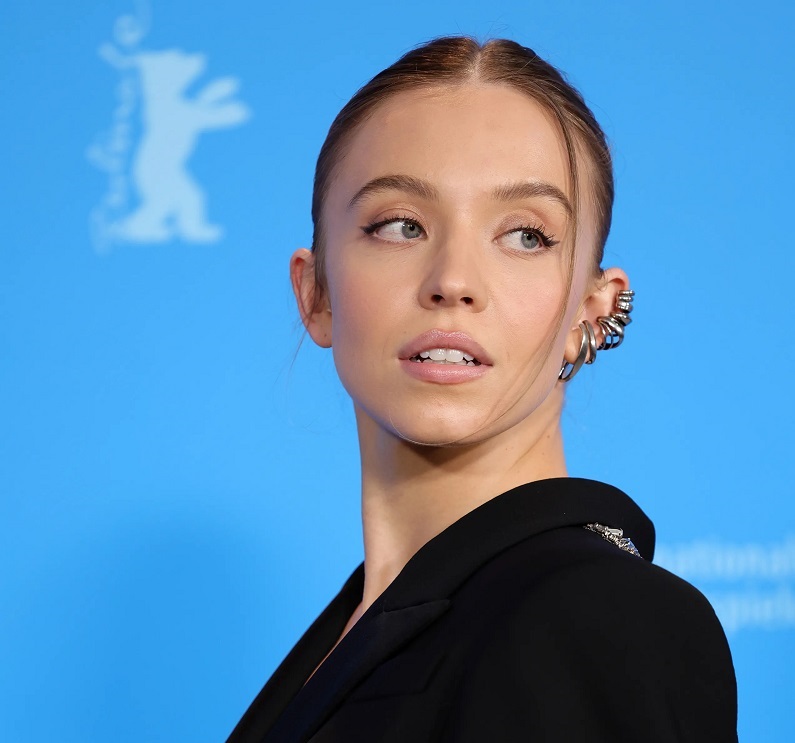 عکس لخت سیدنی سوئینی