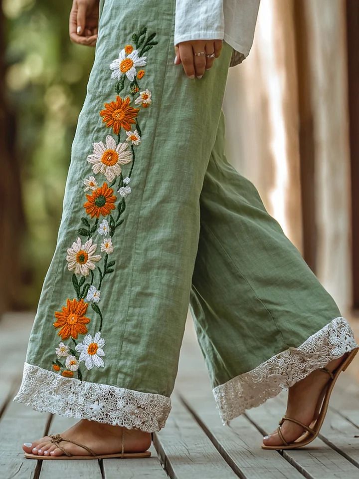 شلوار زنانه گلدوزی شده