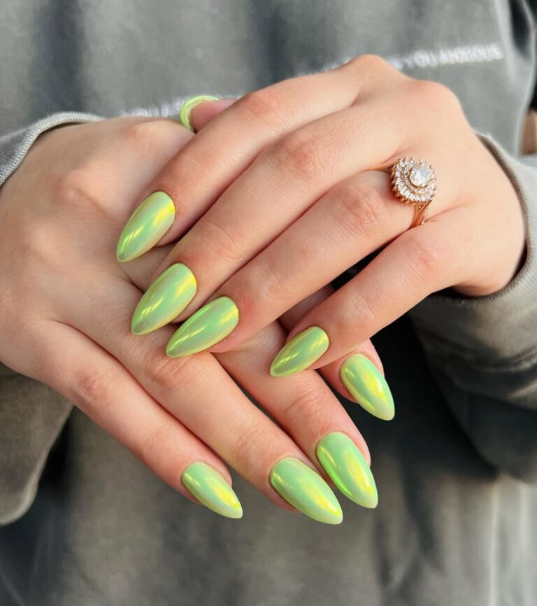 لاک ناخن ژل آیس سبز