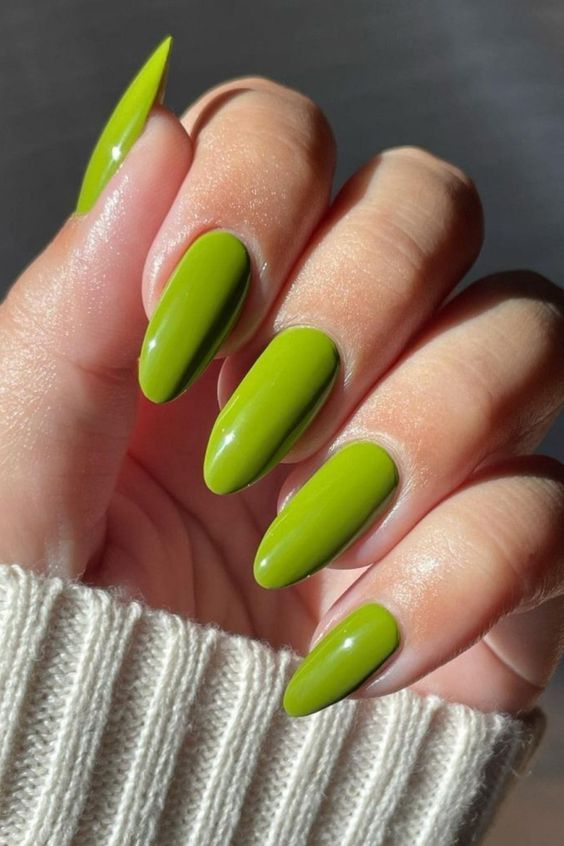 لاک ناخن ژل آیس سبز