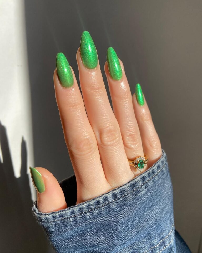 لاک ناخن ژل آیس سبز