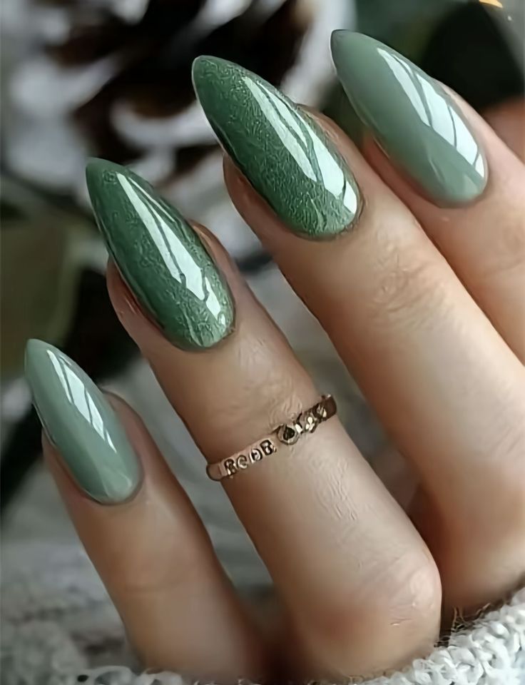 لاک ناخن ژل آیس سبز