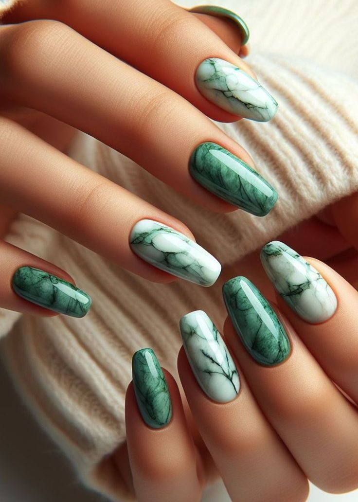 لاک ناخن ژل آیس سبز